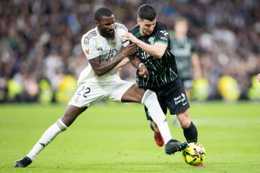 Madrid, İspanya - 14 Mart 2026: Real Madrid ile Elche arasındaki La Liga maçı Madrid 'deki Santiago Bernabu Stadyumu' nda oynandı. Maç sırasında Real Madrid oyuncuları. EA Sports La Liga.