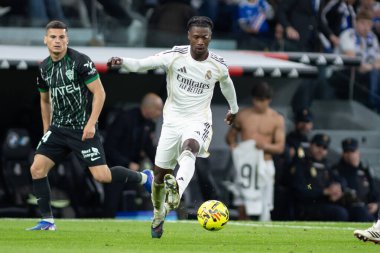 Madrid, İspanya - 14 Mart 2026: Real Madrid ile Elche arasındaki La Liga maçı Madrid 'deki Santiago Bernabu Stadyumu' nda oynandı. Maç sırasında Real Madrid oyuncuları. EA Sports La Liga.