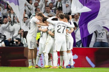 Madrid, İspanya - 14 Mart 2026: Real Madrid ile Elche arasındaki La Liga maçı Madrid 'deki Santiago Bernabu Stadyumu' nda oynandı. Maç sırasında Real Madrid oyuncuları. EA Sports La Liga.
