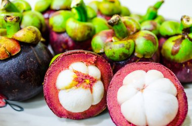 mangosteens grubu