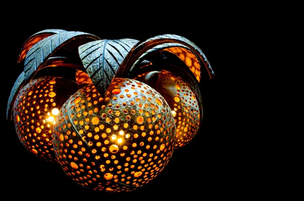 Lampa z orzechów kokosowych — Zdjęcie stockowe