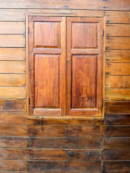 Pantallas de ventana de madera — Foto de Stock