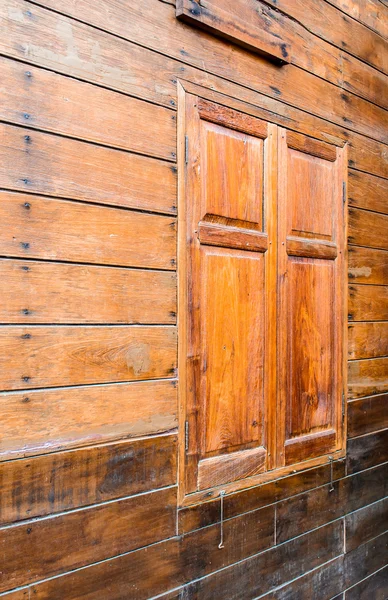Pantallas de ventana de madera — Foto de Stock