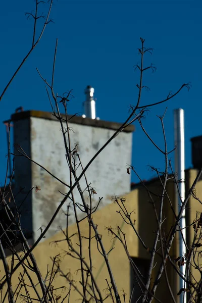 Techos Chimeneas Edificios Antiguos Alta Calidad Distrito Praga Cerca Del — Foto de Stock