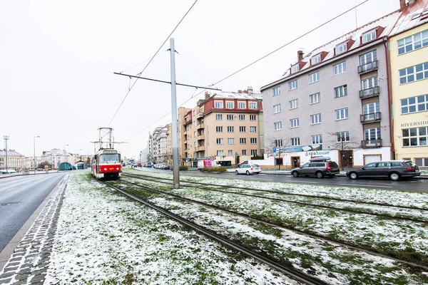 Prague République Tchèque 2021 Tram Arrivée Départ Station Métro Hradcanska — Photo