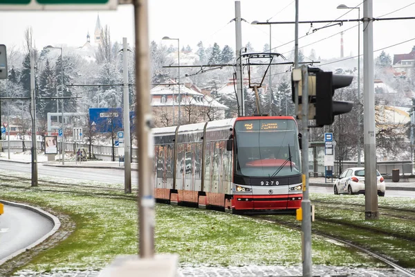Prague République Tchèque 2021 Tram Arrivée Départ Station Métro Hradcanska — Photo