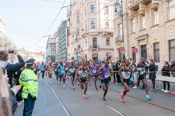 Prague Czech Republic 2016 Runners All World Gather Volkswagen Marathon — Stock Photo, Image