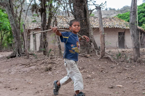 Ривас Никарагуа 2016 Портрет Ребенка Идущего Улице Сельской Местности Никарагуа — стоковое фото