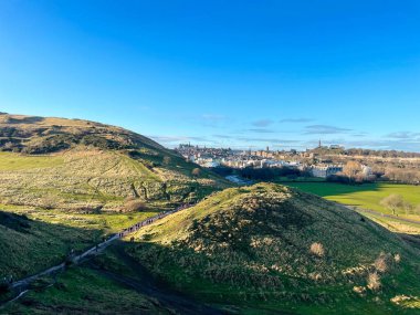 Edinburgh 'un panoramik manzarası, Arthurs Koltuğundan. Holyrood, Edinburgh, İskoçya.
