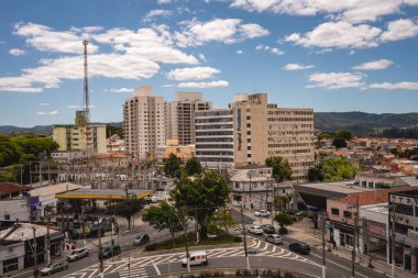Sao Paulo 'nun kuzey kısmının silueti. Tucuruvi, Sao Paulo, Brezilya. 20 Ekim 2025.