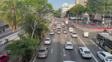 7 Kasım 2025. Brezilya, So Paulo 'daki Tatuape Mahallesi' nde yoğun saatler.