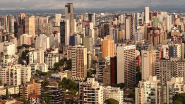 Curitiba 'dan Skyline, Panoramik Kule' den. Curitiba, Brezilya.