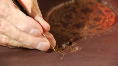 Onarım ve cilt yapısı motifi boyama adımları yaptırın