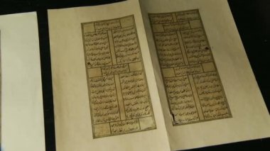 onarım tarihi kitap ve ayrıntılı görüntüler