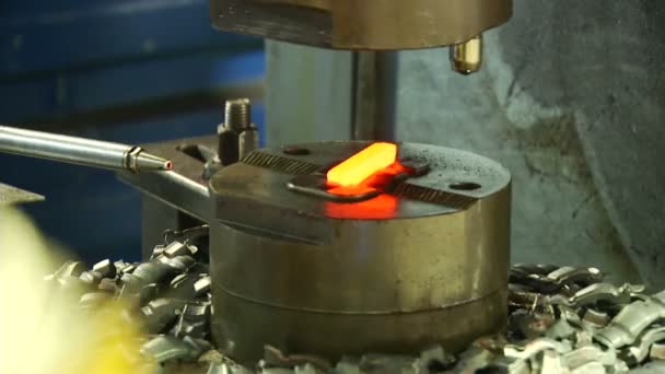 Prensas e ferro e aço — Vídeo de Stock