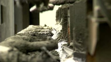 mineral fabrika ve üretim aşamaları