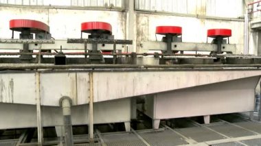mineral fabrika ve üretim aşamaları