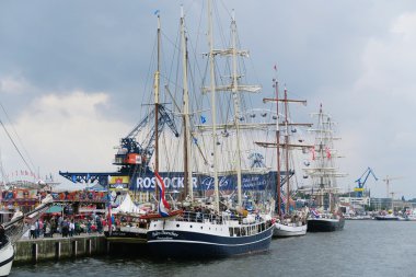  Hansesail Warnemuende ve Rostock Harbor 
