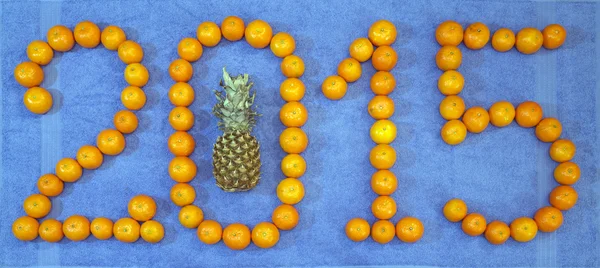 ananas ve Çince yeni yıl 2015