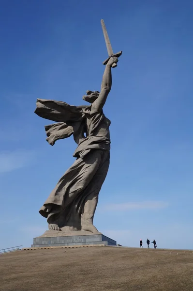 "Pátria chama "em Volgograd Mamayev Kurgan complexo memorial — Fotografia de Stock