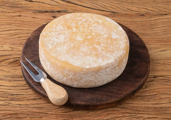 Canastra Käse Aus Minas Gerais Brasilien Über Holzbrettern — Stockfoto