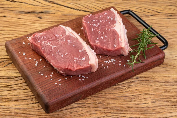 Snijd Rauw Ancho Rundvlees Typisch Argentijns Gesneden Houten Plank Met — Stockfoto