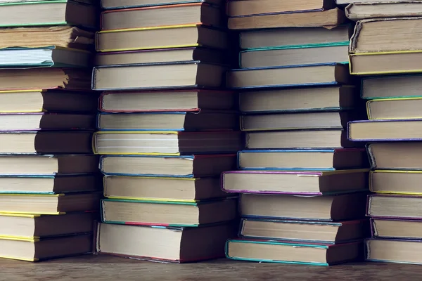 Background from books. Books on the shelf. — Stock Photo, Image