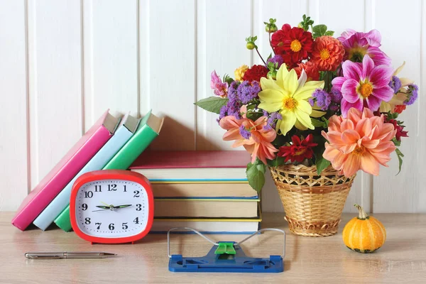 Volta Escola Setembro Dia Conhecimento Dia Professor Ainda Vida Com — Fotografia de Stock