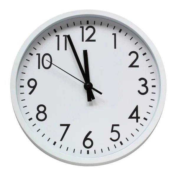 Relógio Parede Redonda Isolado Fundo Branco Com Caminho Recorte Doze — Fotografia de Stock