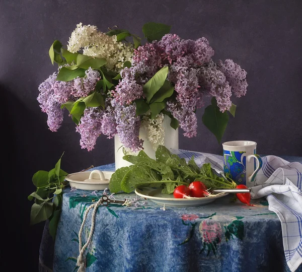 A lilac bouquet — Stock Photo, Image