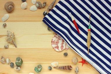 Deniz natürmort soyulmuş bir yelek ile