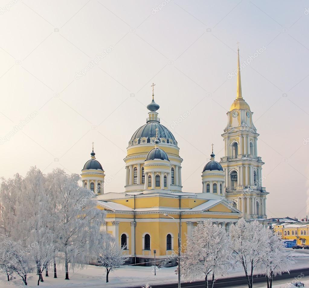 Winter, city of Rybinsk, Transfiguration Cathedral.