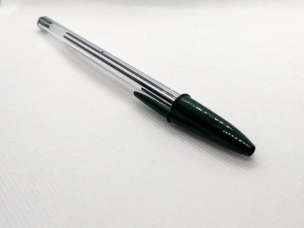 Вид Шариковой Ручки Белую Поверхность — стоковое фото
