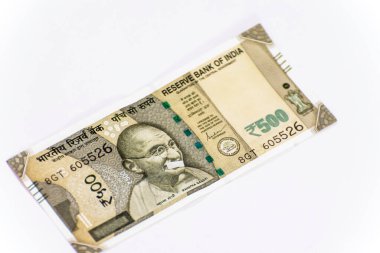 Koronavirüs salgını Hint ekonomisine etki ediyor. Hindistan iş dünyası ve finans piyasası üzerinde salgın etkisi. 