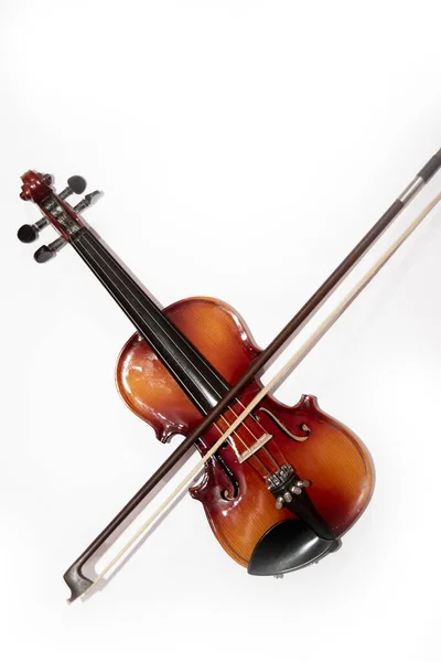 Framifrån Violin Med Fiolpinne Isolerad Vit Bakgrund — Stockfoto