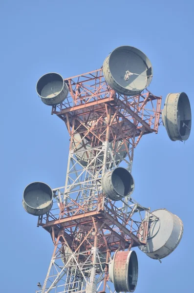 Torre di comunicazione — Foto Stock