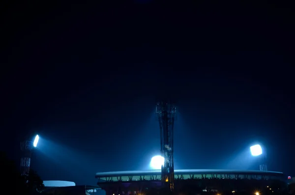 Stadion schijnwerpers — Stockfoto