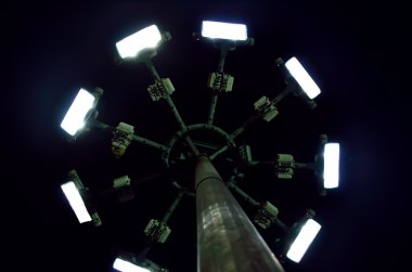 Bir gece aydınlatma Kulesi.