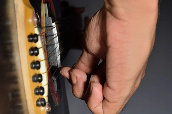 Guitarrista tocando — Foto de Stock