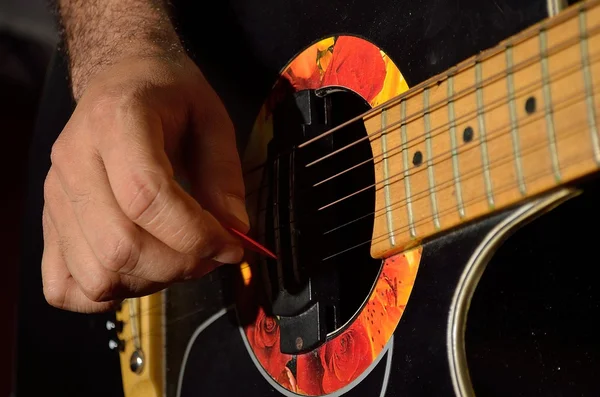 Guitarrista tocando — Foto de Stock