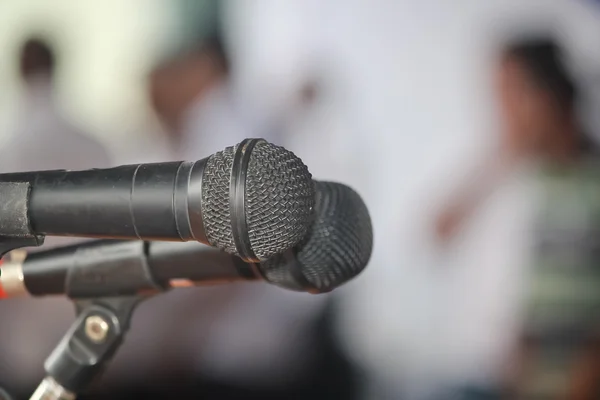 Microphone vocal en scène — Photo