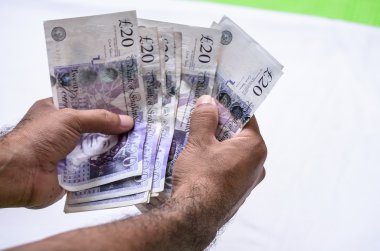 İngiltere para sayma.