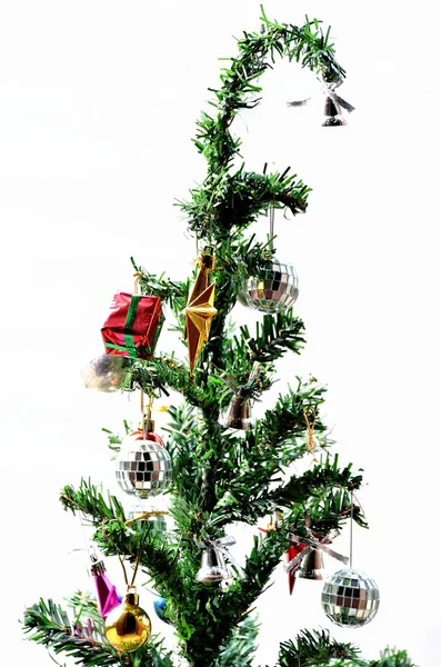 Albero di Natale con scatole regalo — Foto Stock