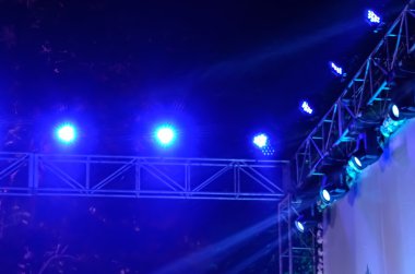 Aydınlatma canlı sahne programı