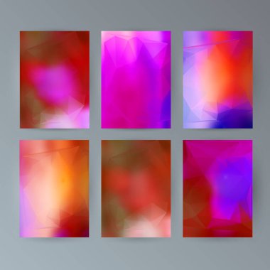 İş şablonları sunumu. Kolay düzenlenebilir EPS 10 düzeni. Işıldayan üçgen ile 6 tasarım broşür seti yeşil arka plan olay parti broşürü üzerinde kristal kafes etkisi