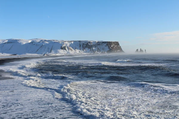 IJslandse vulkanische Beach — Stockfoto