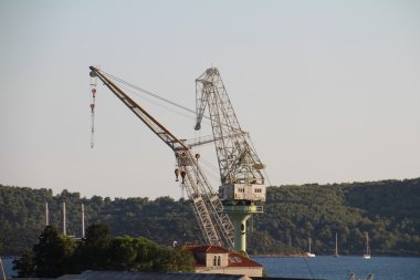 Hırvat Tersanesi Vinçler.