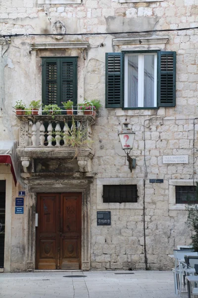 Edificio antiguo en Split, Croacia —  Fotos de Stock