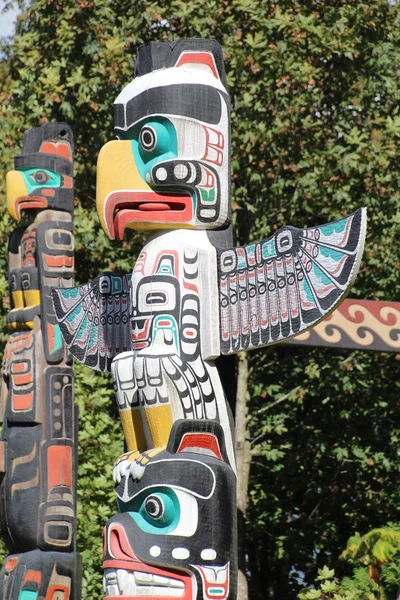 Native American Totem Pole — Stock Photo, Image