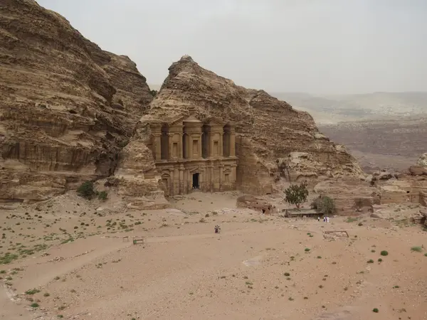 Mosteiro em petra — Fotografia de Stock